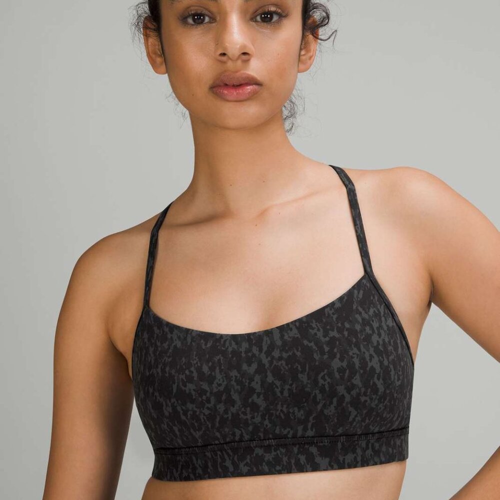 Lululemon Flow Y Nulu Bra